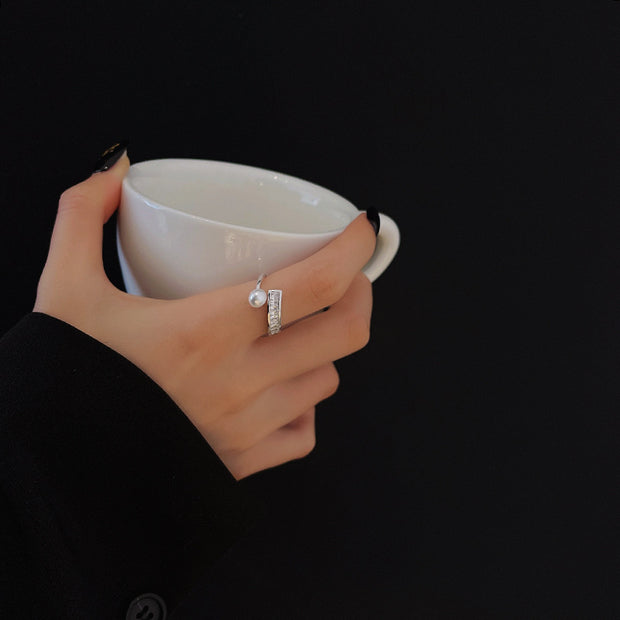 Zirconia pearl ring