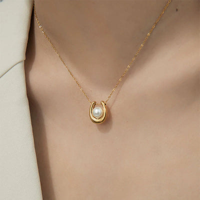 Curved U-shaped pearl necklace