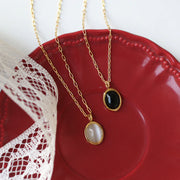 Cat's eye stone oval vintage necklace