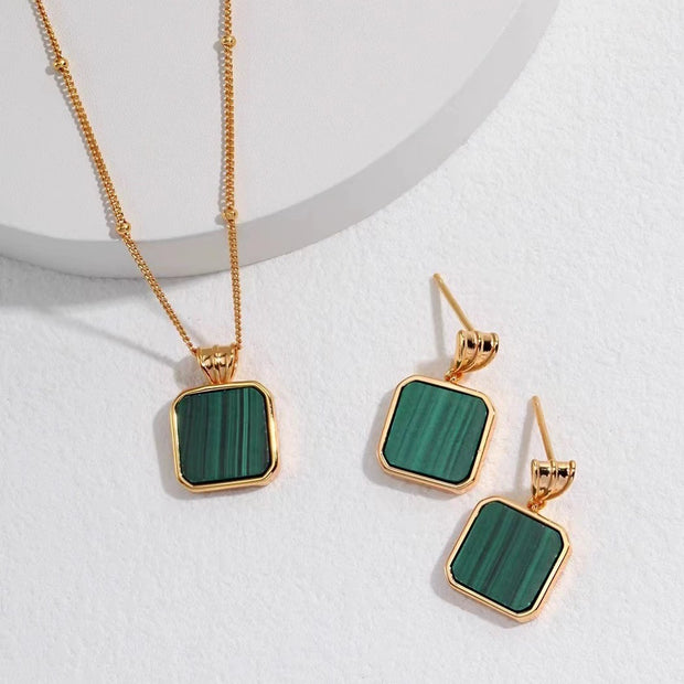 Emerald Crushed Silver Set