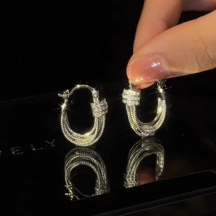 U-shaped earrings