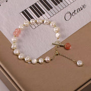 Vintage baroque natural pearl bracelet