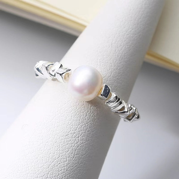 Crushed silver pearl ring