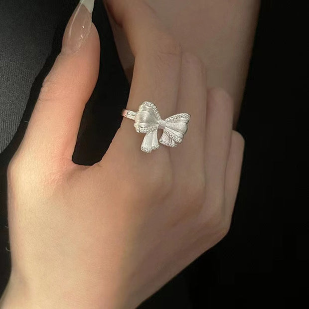 Sparkling Bow Ring