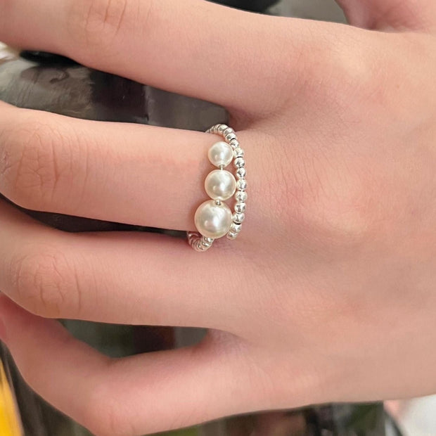 Three pearl ring