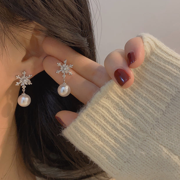 Zircon Snowflake Pearl Earrings