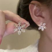 Delicate Snowflake Zirconia Stud Earrings