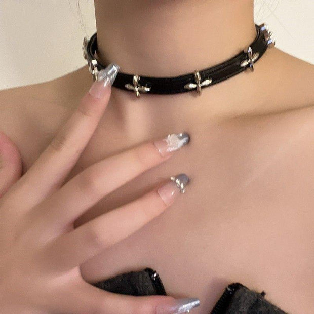 Dark Crucifix Choker Collar