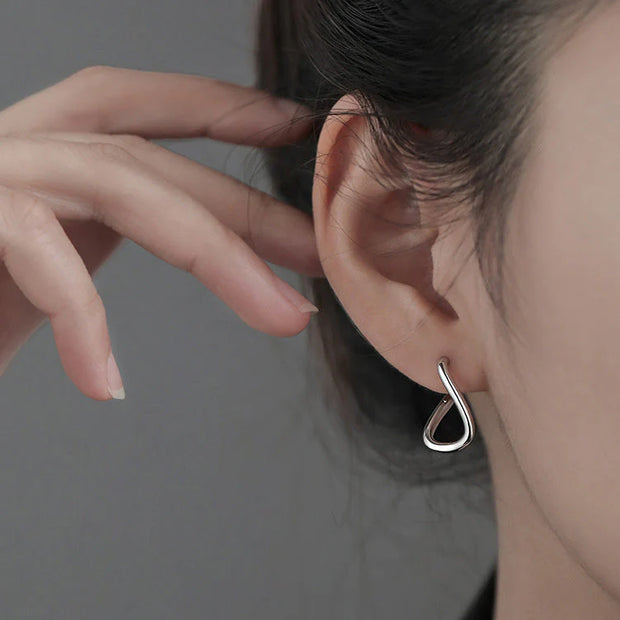 XN Curve Earrings