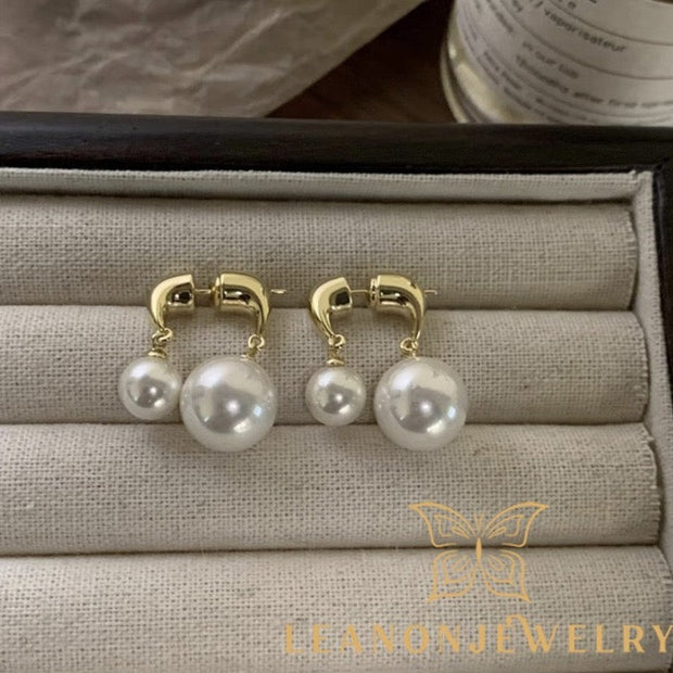 Simple Size Pearl Earrings