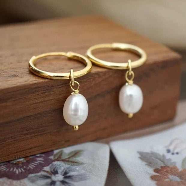 Lrregular Freshwater Pearl Earrings